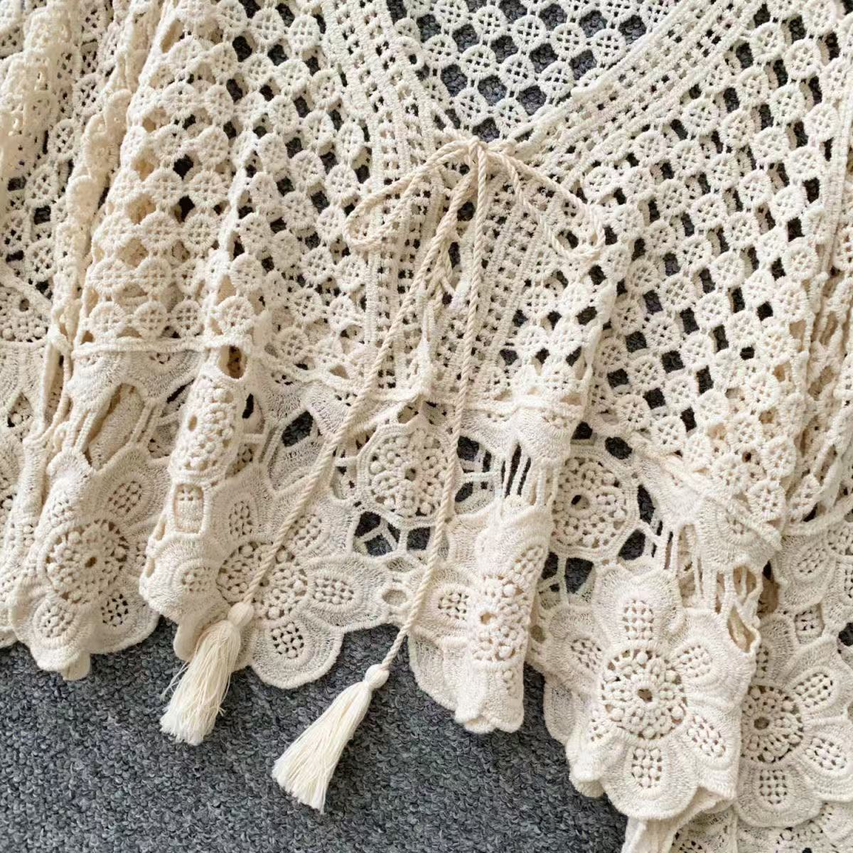 Summer Pullover Blouse – Flared-Sleeve Top with Ties