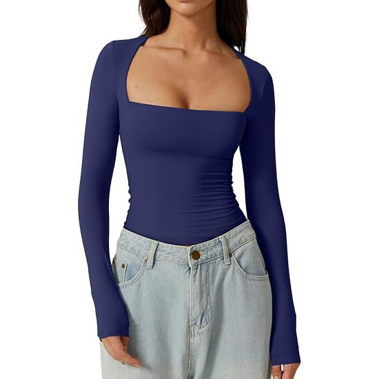 T-shirt pull moulant à manches longues et col carré pour femme