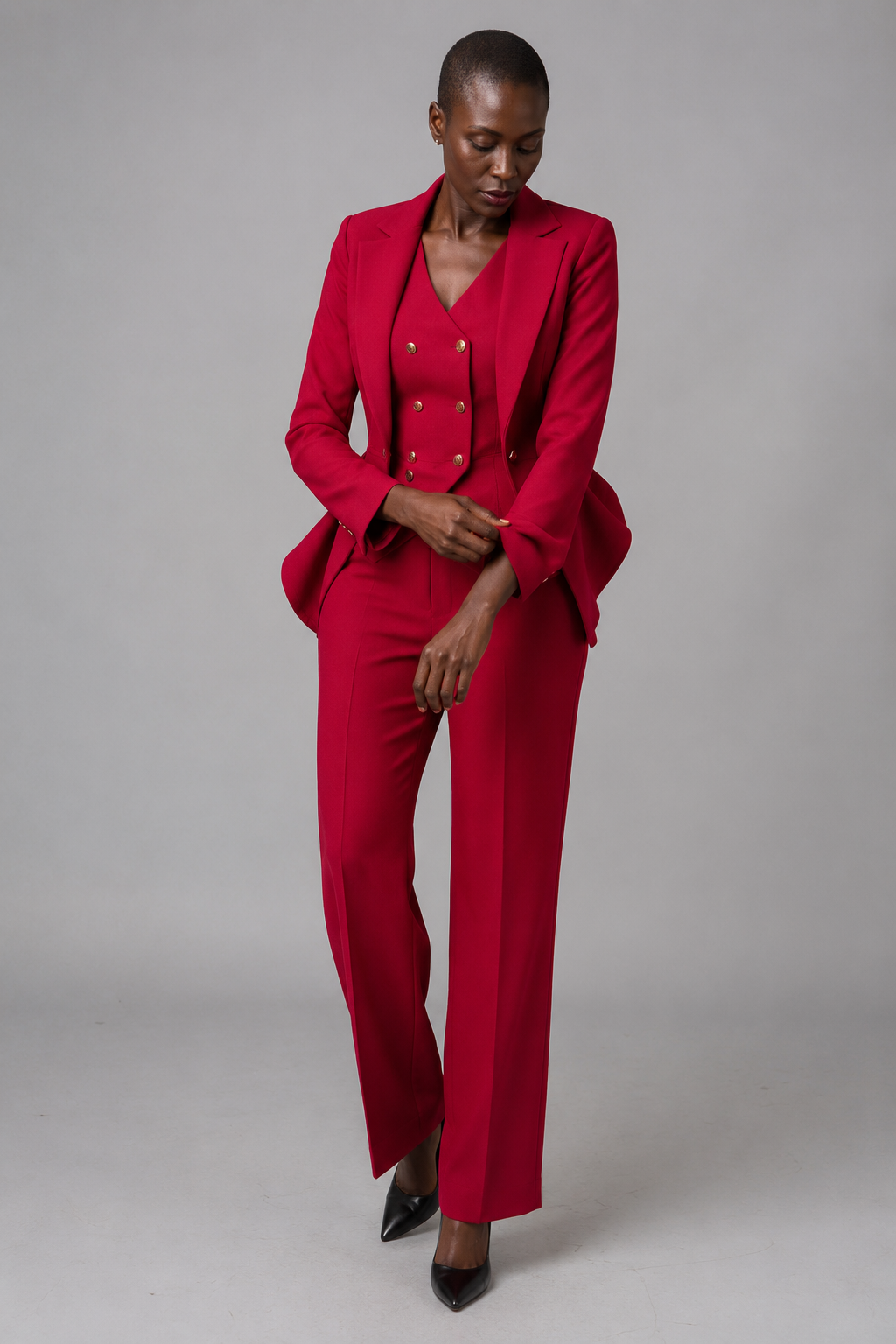 Damen-Hosenanzug 3-teilig aus Polyester — Zweireiher-Blazer, Weste und Hose