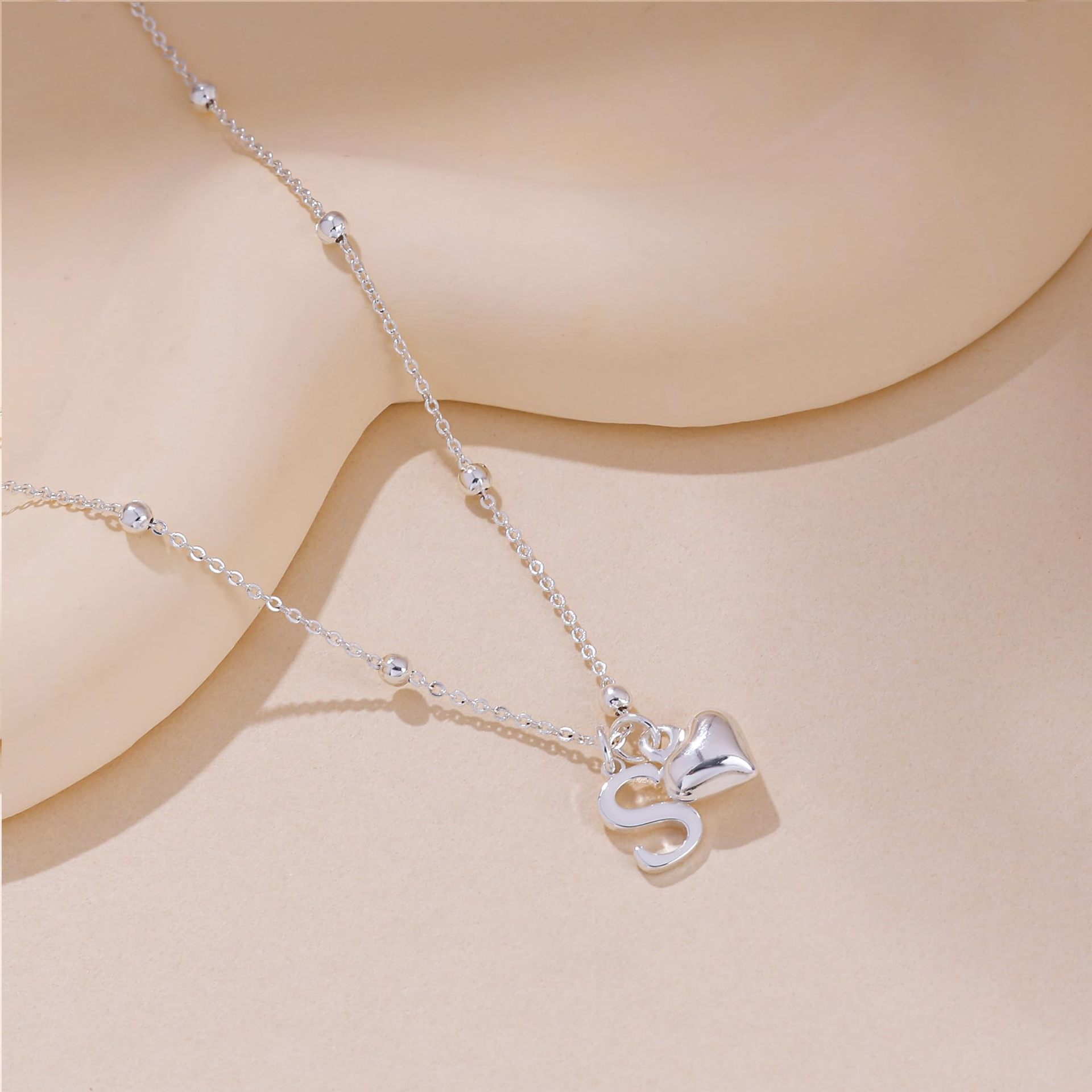 Cool-Girl Style Heart Pendant Necklace - Luxxella