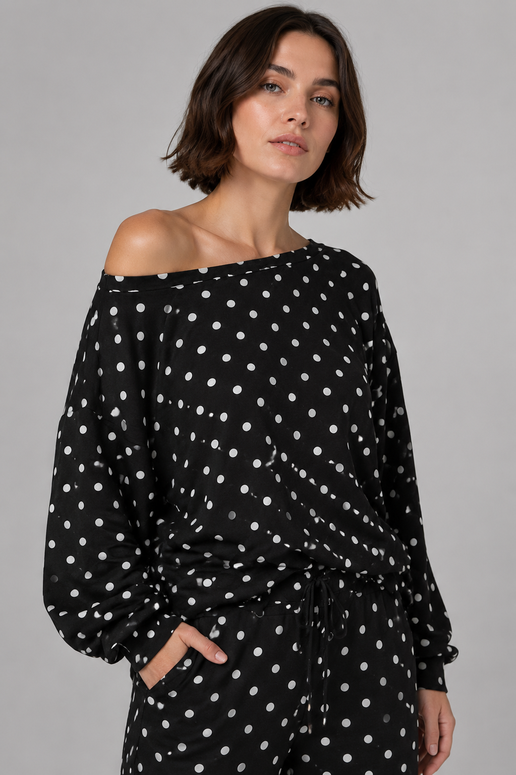 Women's Polka Dot 2-Piece Off Shoulder Sweatshirt and Wide Leg Pants Set Casual Lounge Tracksuit Comfy Sweatsuit