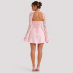 Y2K Spitze Langarm Bustier Minikleid – transparentes Oberteil mit ausgestellten Ärmeln, Cups, gebundener Vorderseite und Milchkannen-Skaterkleid